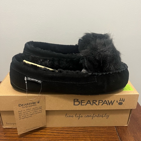 Bearpaw Erika Suede Sheepskin Lined Moccasin Pom Pom Slippers NEW - Picture 2 of 8